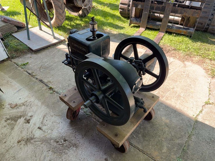 mccormick-deering-1/2-hp-engine-image-4