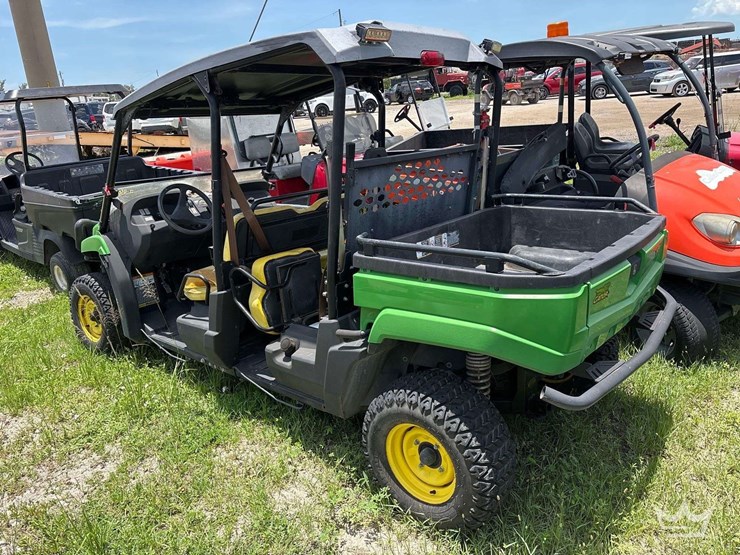 2017-john-deere-gator-image-6