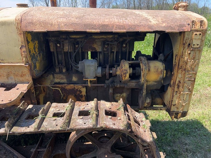 caterpillar-twenty-image-12