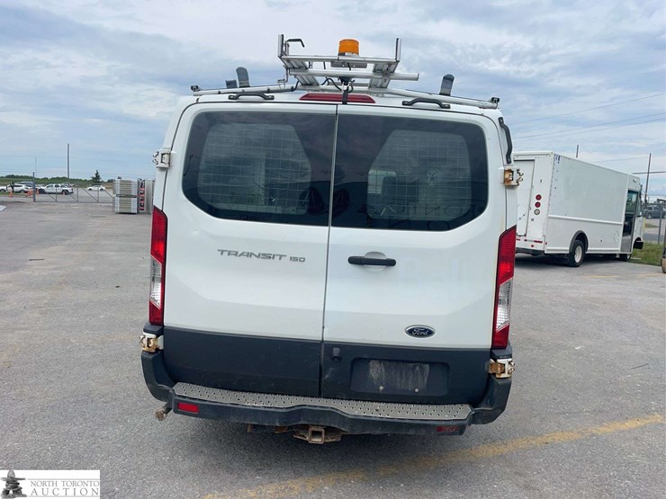 2017-ford-transit-image-6