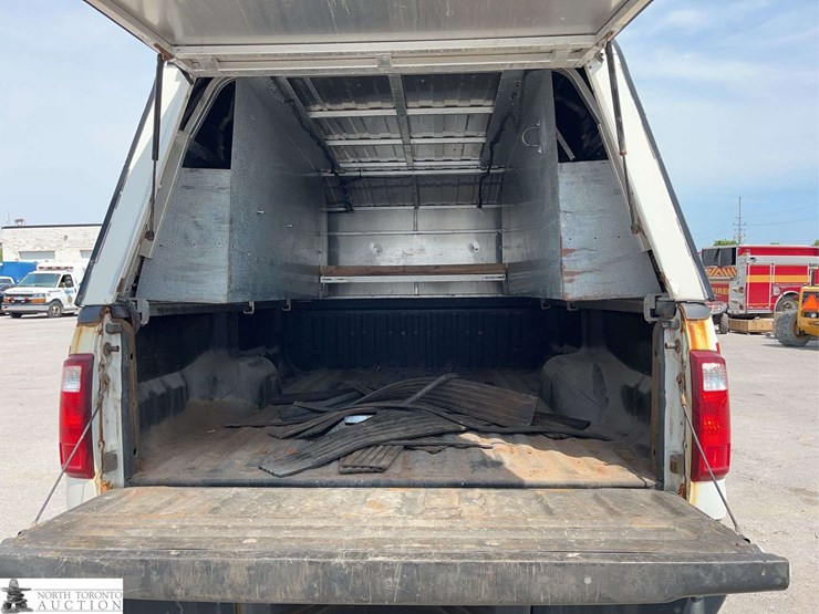 2013-ford-f350-image-18