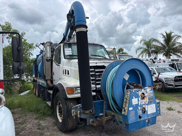 2007-sterling-l7500-image-2
