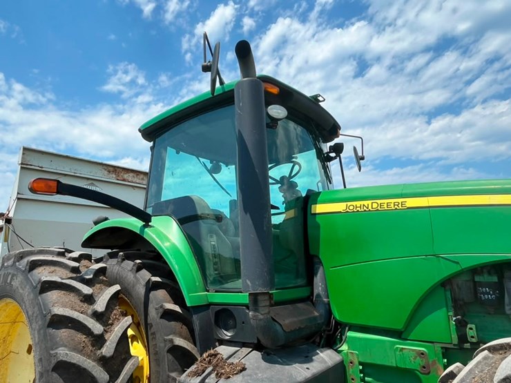john-deere-8330-image-47