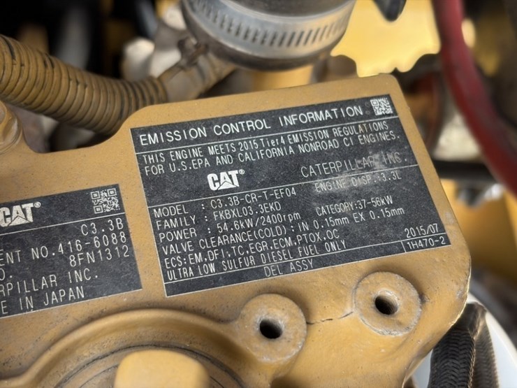 2016-caterpillar-908m-image-16