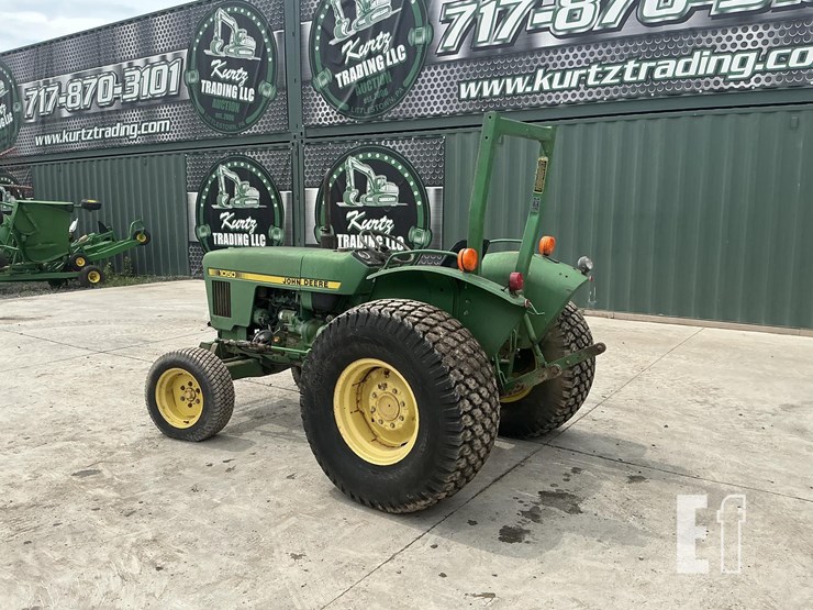 1988-john-deere-1050-image-2