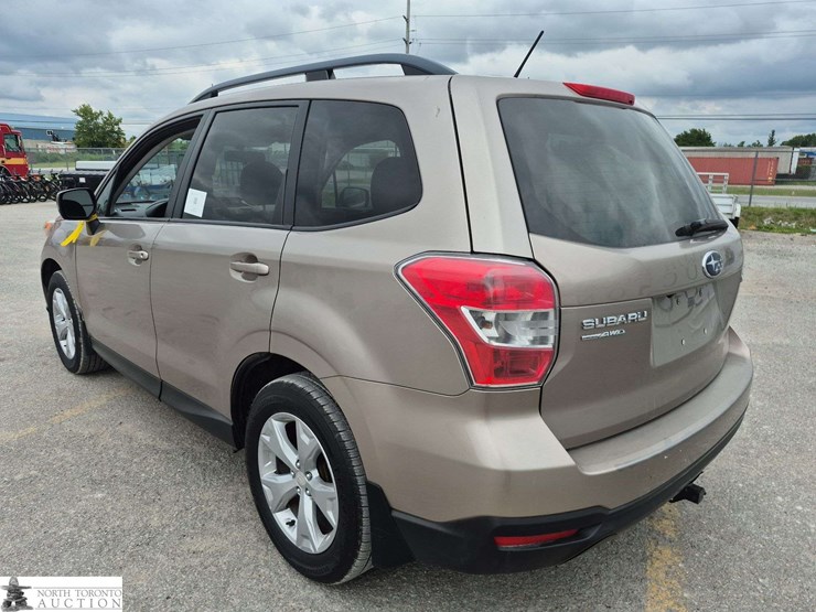 2015-subaru-forester-image-7