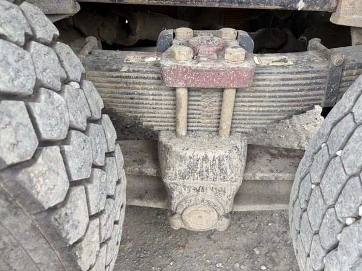 1991-kenworth-tri-axle-dump-truck-image-23