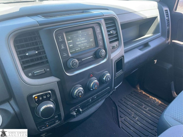 2016-dodge-1500-image-13