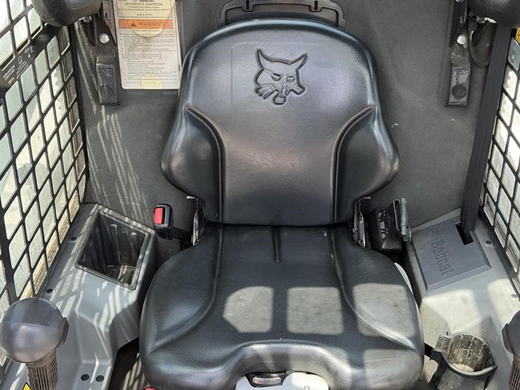 2024-bobcat-s770-image-11