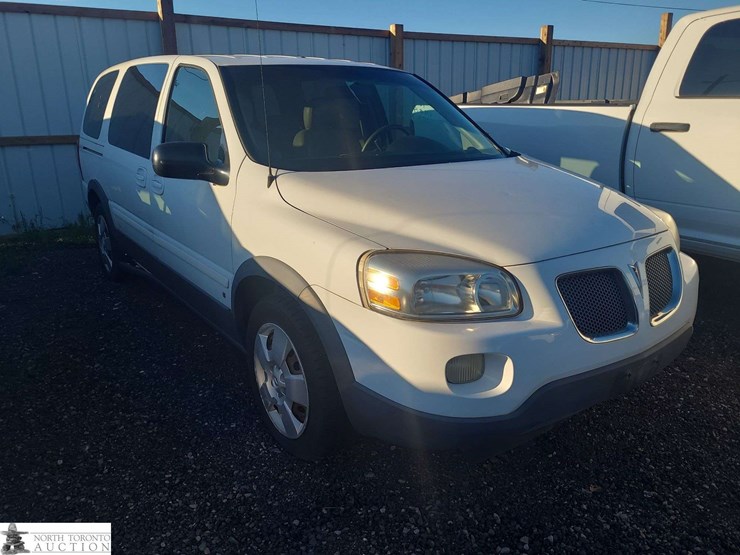 2007-pontiac-montana-image-3