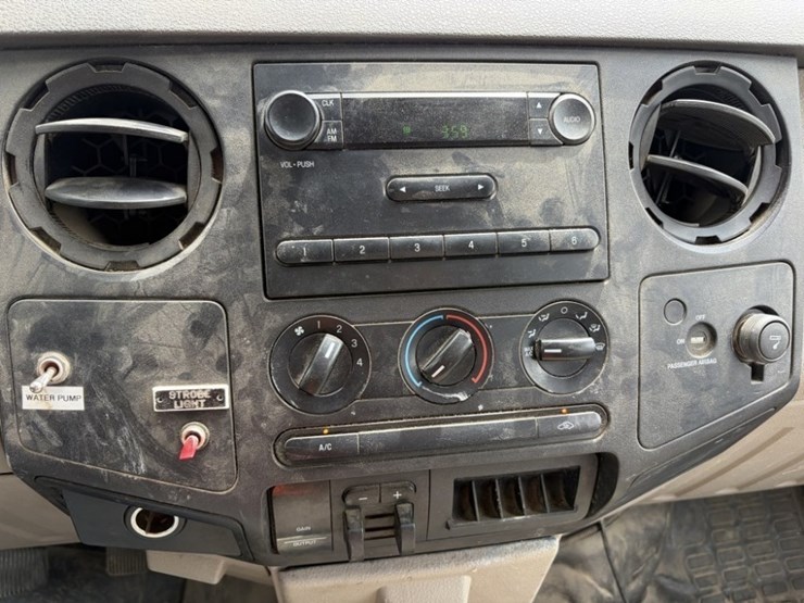 2008-ford-f250-image-27