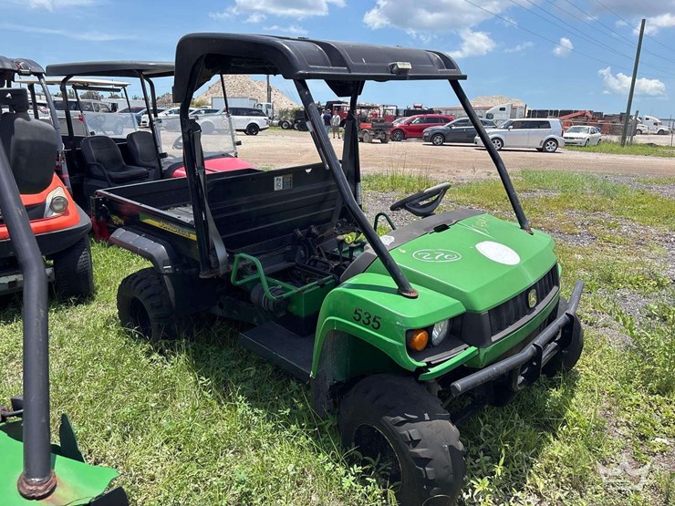 2016-john-deere-gator-image-3