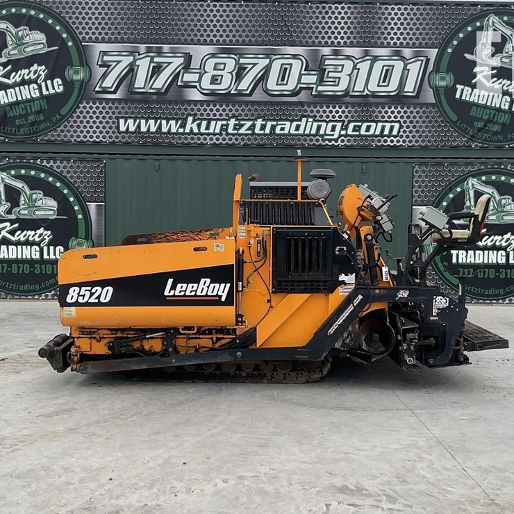 2019 LEEBOY 8520