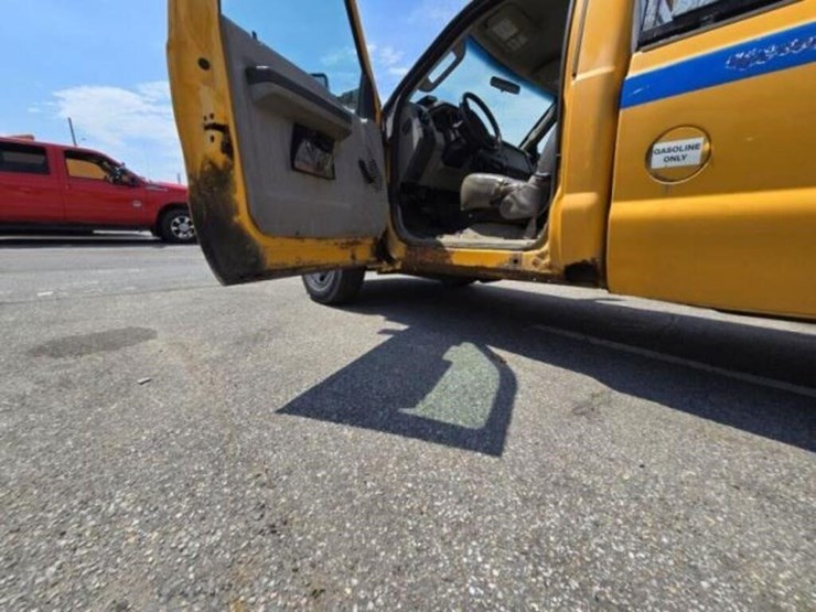 2008-ford-f250-image-17