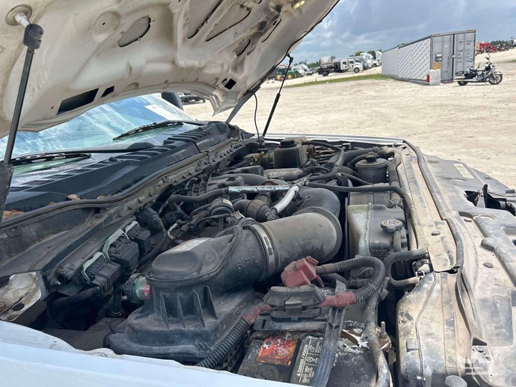 2019-ford-f550-image-8