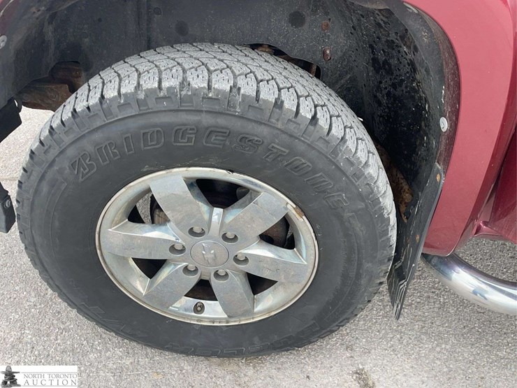 2009-chevrolet-colorado-image-24