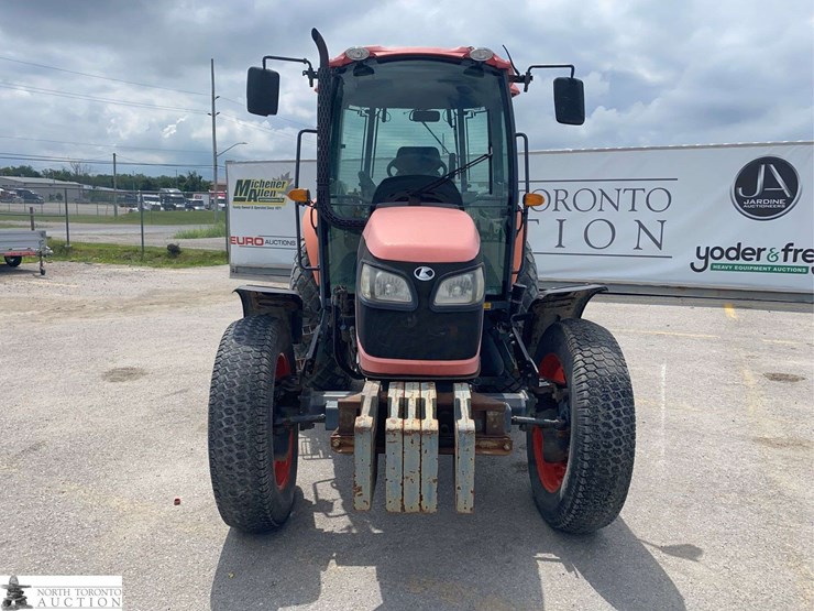 2011-kubota-m6040-image-2