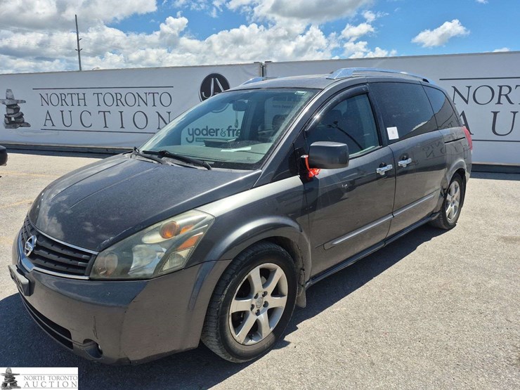 2007-nissan-quest-image-1