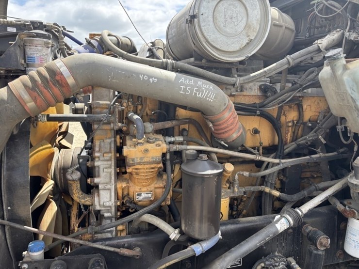 2004-kenworth-t800-image-22