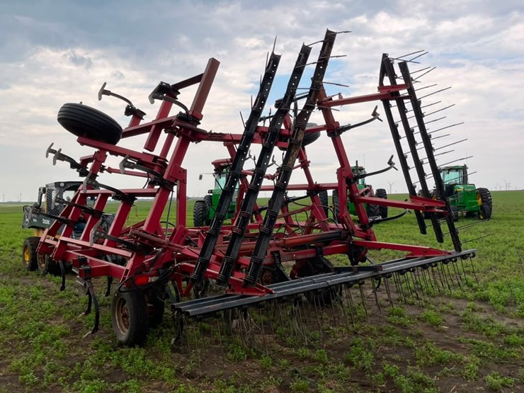 case-ih-4800-image-13