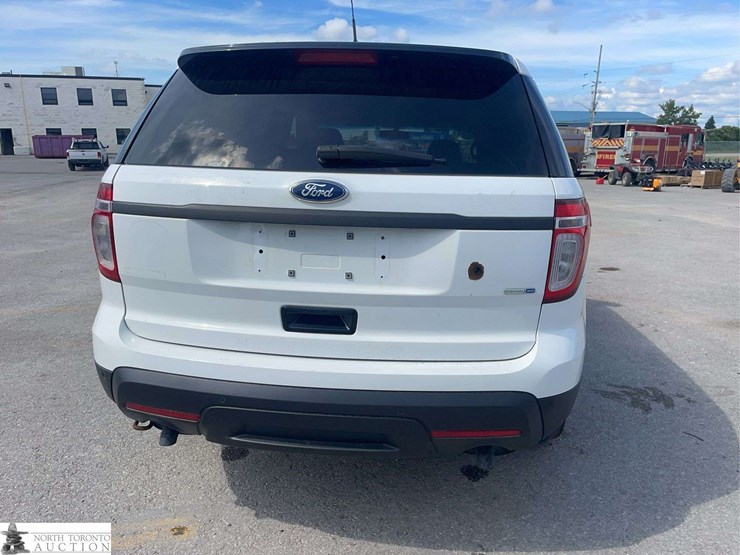 2013-ford-explorer-image-6