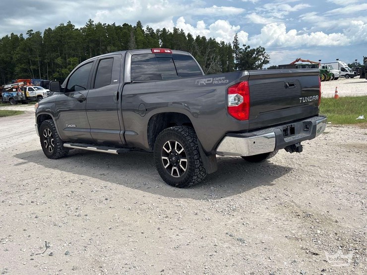 2014-toyota-tundra-image-4