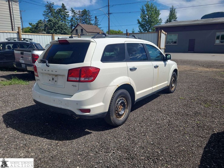 2014-dodge-journey-image-5