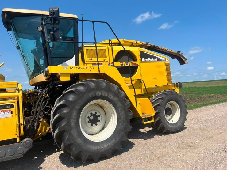 new-holland-fx60-image-1