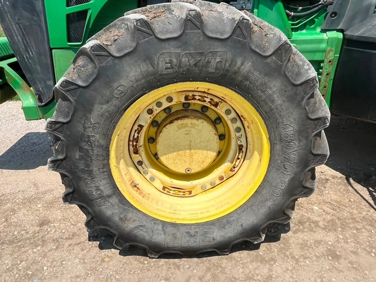john-deere-8330-image-26