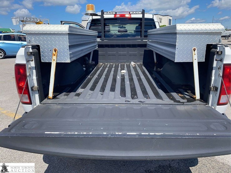 2011-dodge-2500-image-20