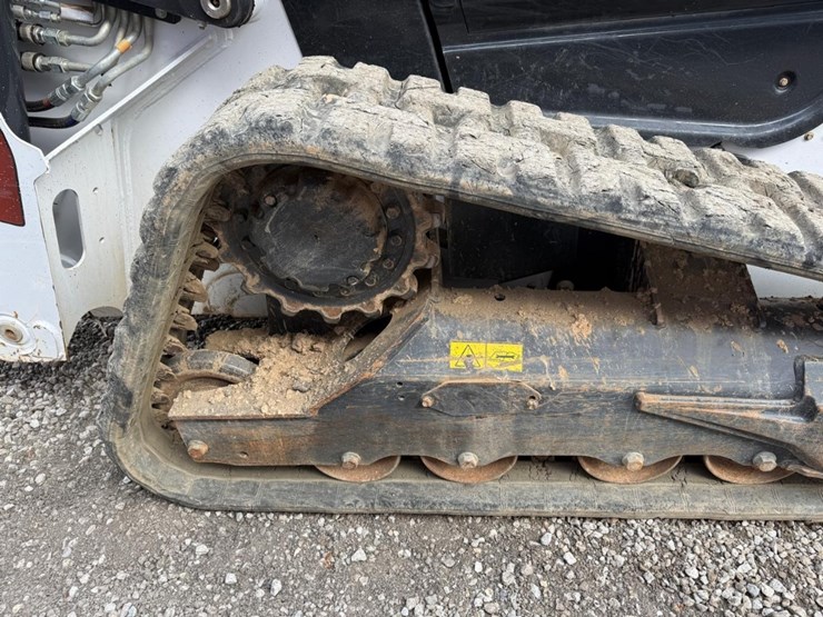 2023-bobcat-t76-image-13