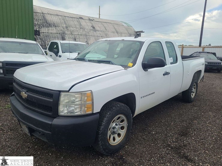 2008-chevrolet-silverado-1500-image-1