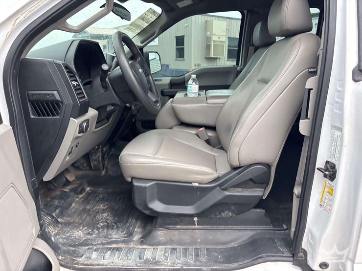 2019-ford-f150-image-12
