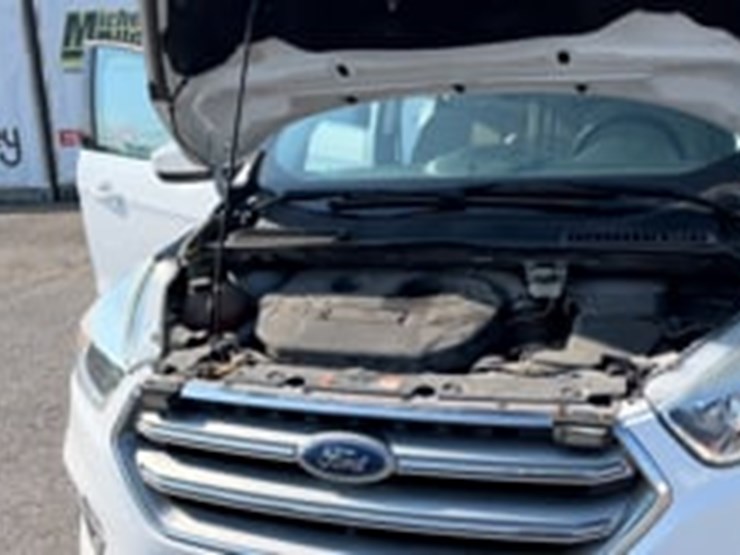 2017-ford-escape-image-9