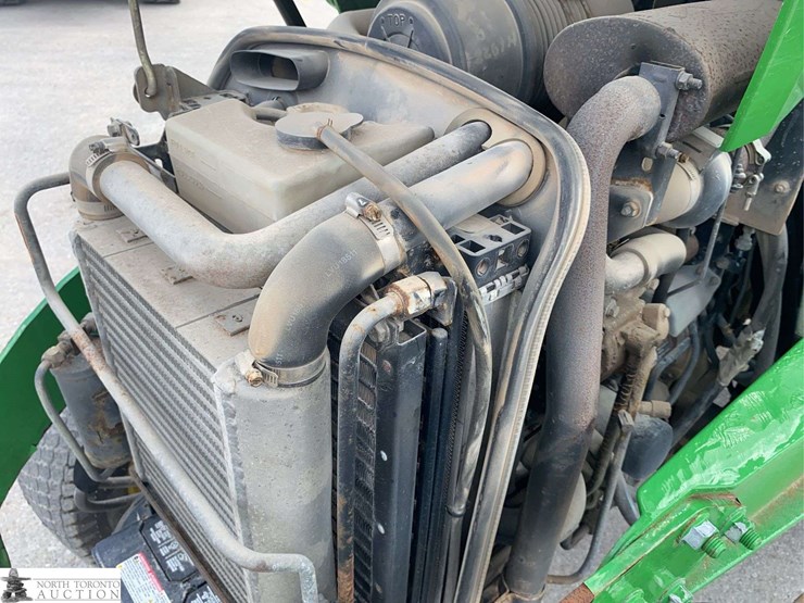 2010-john-deere-4520-image-28