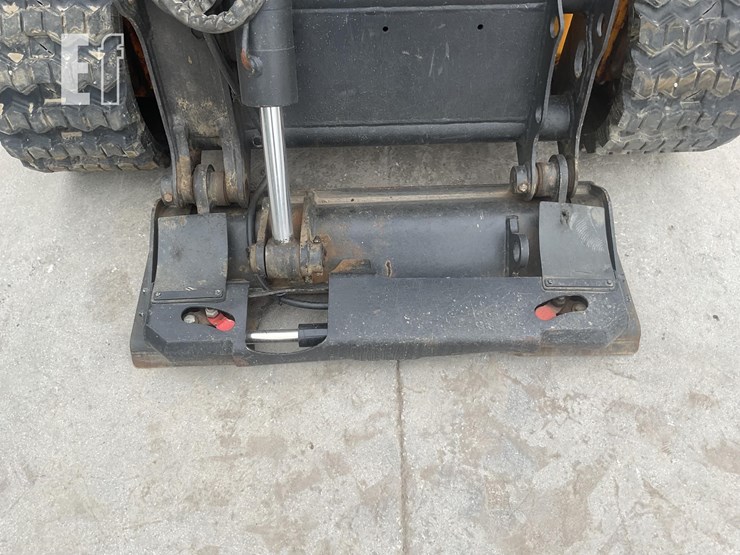 2016-jcb-190t-image-11