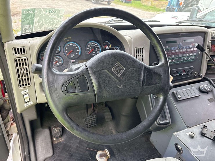 2013-international-durastar-4300-image-20