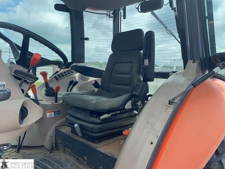2011-kubota-m6040-image-10