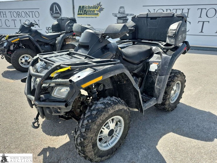 2012-can-am-outlander-quad-image-1