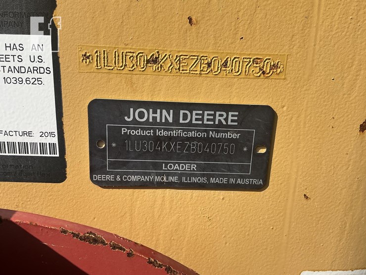 2015-deere-304k-image-17