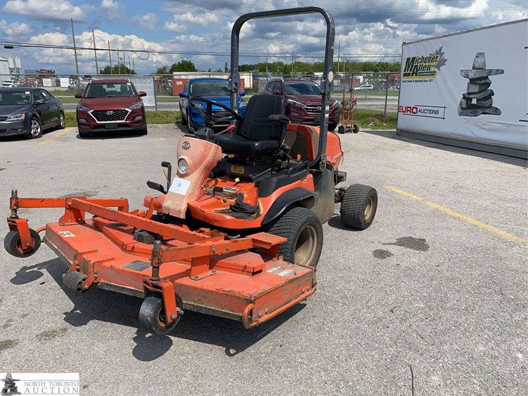 2011-kubota-f3080-image-1
