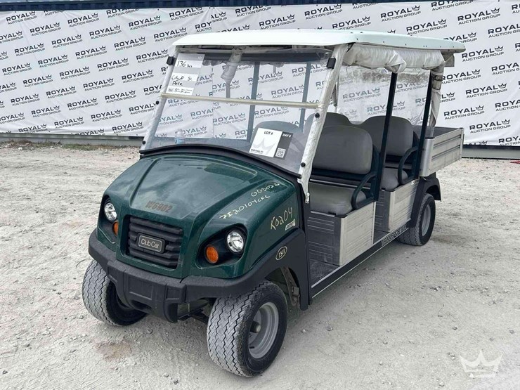 2019-club-car-carryall-transporter-electric-utility-cart-image-1