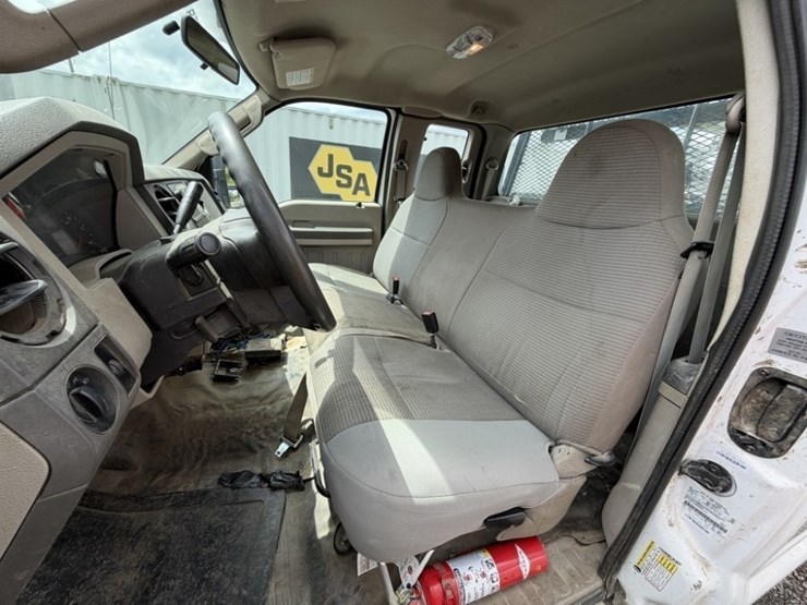 2008-ford-f250-image-22