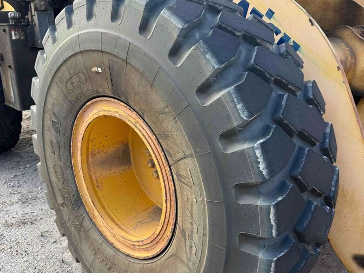 2010-komatsu-wa250-6-image-20