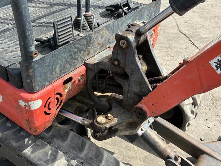 2019-kubota-kx018-4-image-15