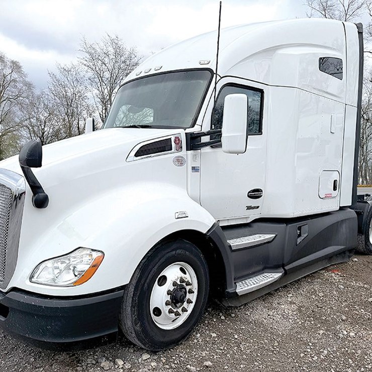 2022 KENWORTH T680