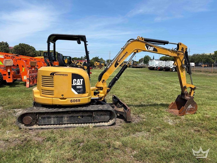 2016-caterpillar-305e2-image-7