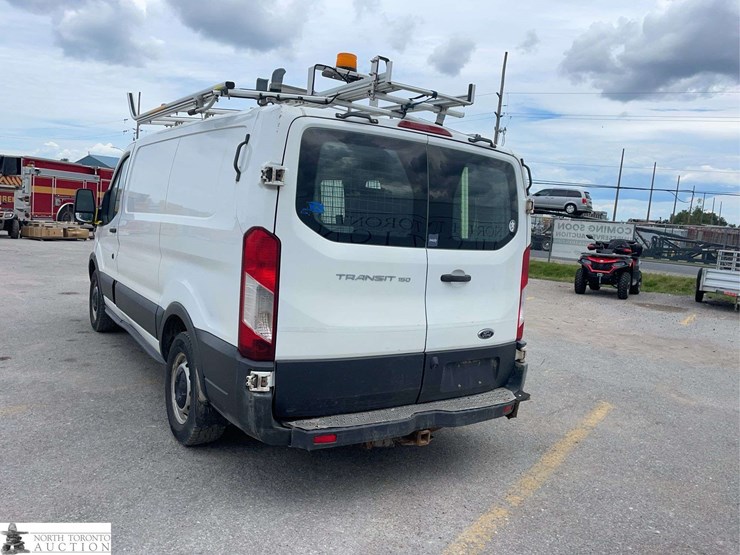 2017-ford-transit-image-7