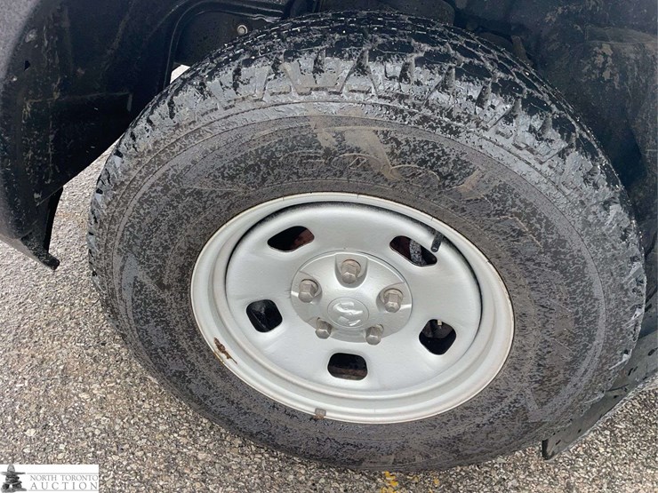 2014-dodge-1500-image-24