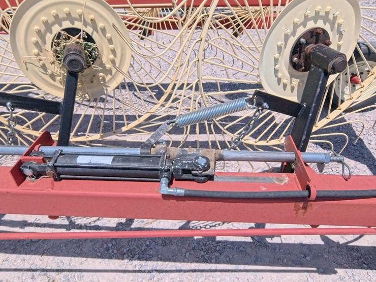#1074-•-h&s-bf14-hi-capacity-wheel-rake-image-18